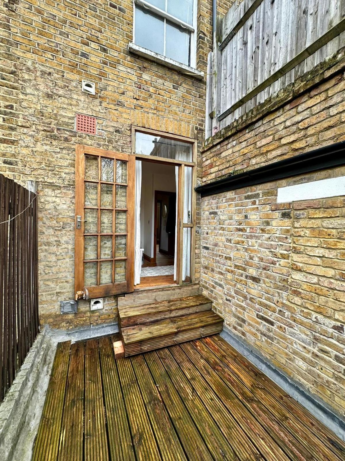 Lovely 1 Bed Apartment 2 Min To Station ลอนดอน ภายนอก รูปภาพ